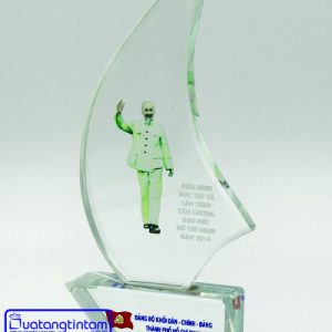 Biểu trưng hình chiếc thuyền