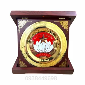 Bảng vinh danh – Mẫu 38