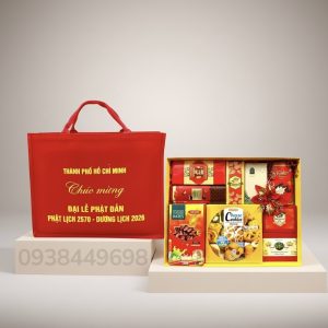 Hộp quà mừng Đại Lễ Phật Đản